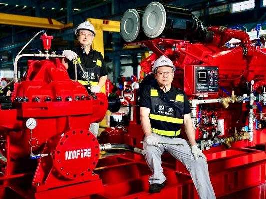 Set Pompa Kebakaran Mesin Diesel Pemandu Pompa Kebakaran dengan Kapasitas Tangki Bahan Bakar 130-1005 Gallon dan Tingkat Aliran 1500 GPM